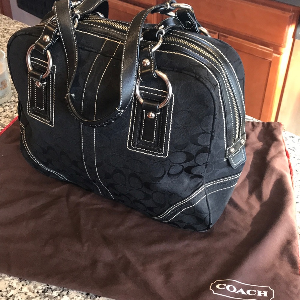 Coach black signature carryall - Picture 2 of 5